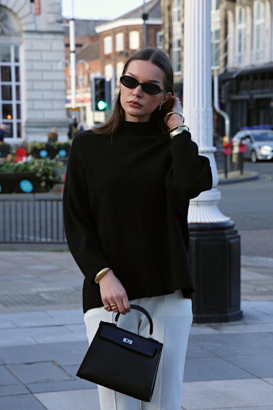 Aurora Classic Women's Black Leather Top Handle Bag – Elegant Full-Grain Handbag UK