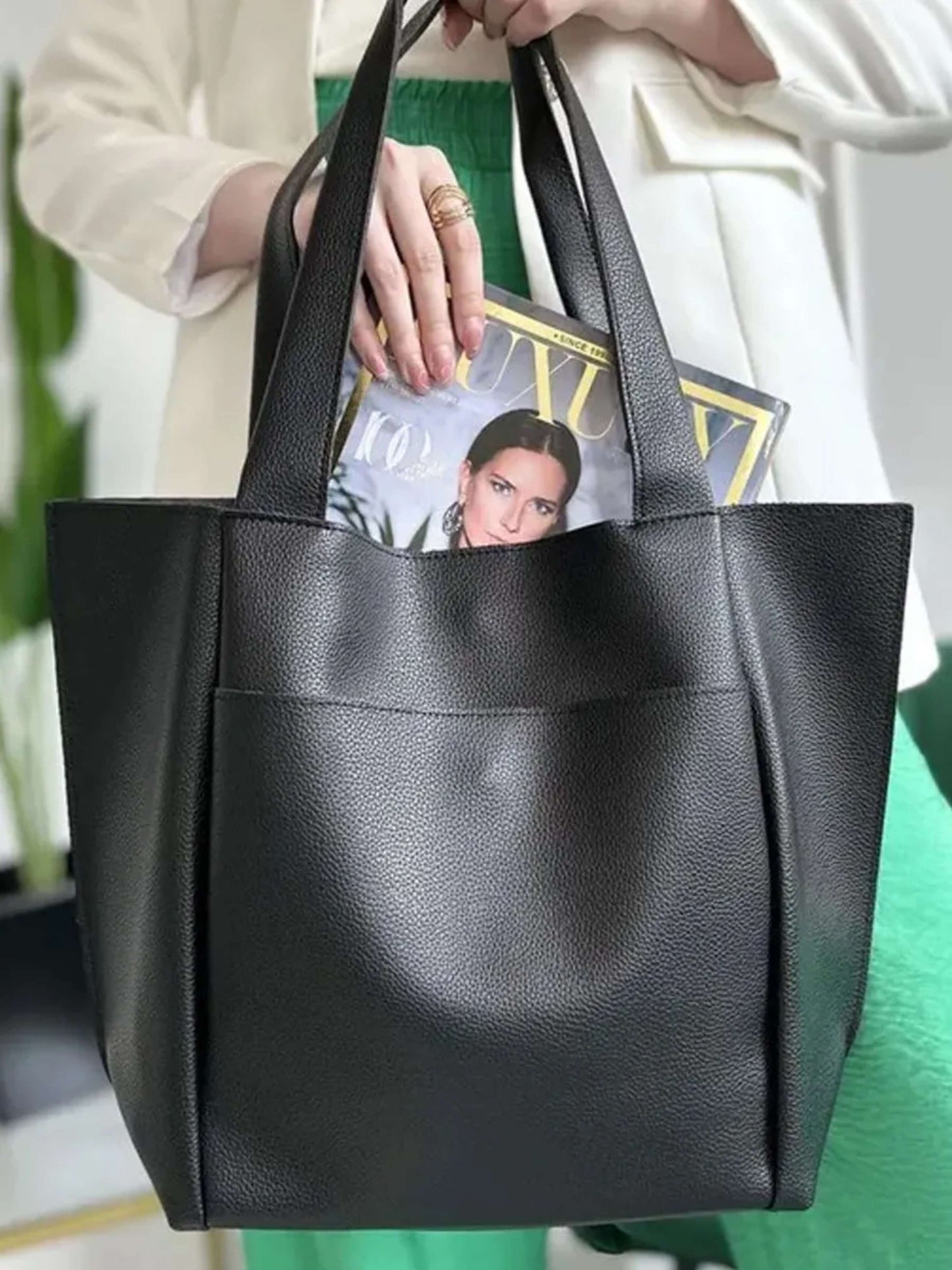 Lilly™ Structured Vegan Leather Tote – Simple, Sleek & Spacious