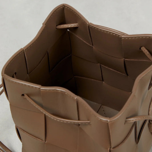 Aurora Intreccio Woven Lamb Leather Bucket Bag – Taupe Handmade in Italy