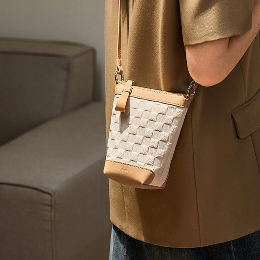 Evienne | Beige Woven Crossbody Bag – Casual Elegance & Everyday Versatility