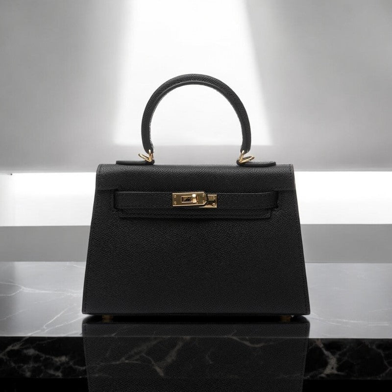 Galatea | Elegant Black Leather Handbag – Classic Luxury & Functionality