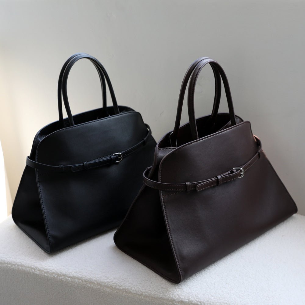 Corine | Black Buckle Leather Handbag – Sophisticated & Timeless