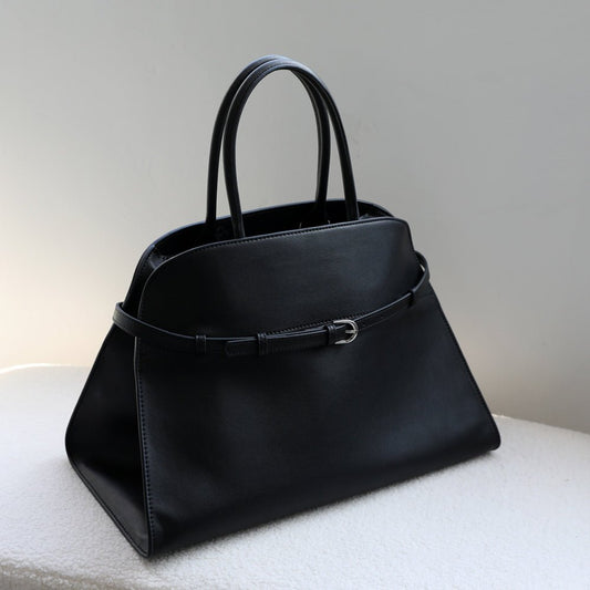 Corine | Black Buckle Leather Handbag – Sophisticated & Timeless
