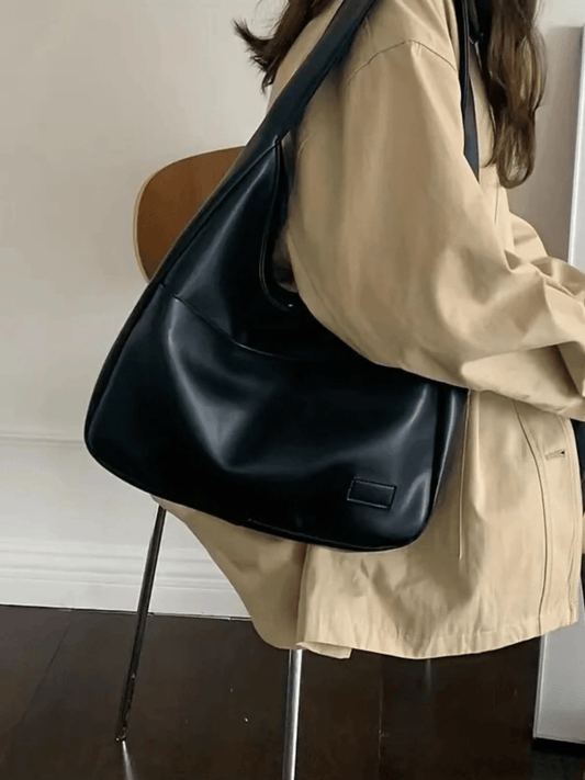 Elise | Minimalist Black Tote – Effortless Chic & Everyday Functionality
