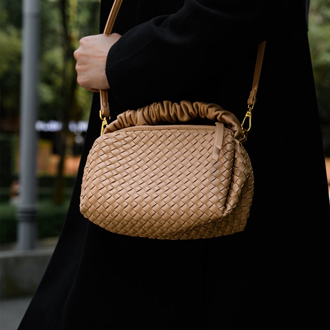Estelle | Blush Woven Leather Handbag – Chic & Feminine