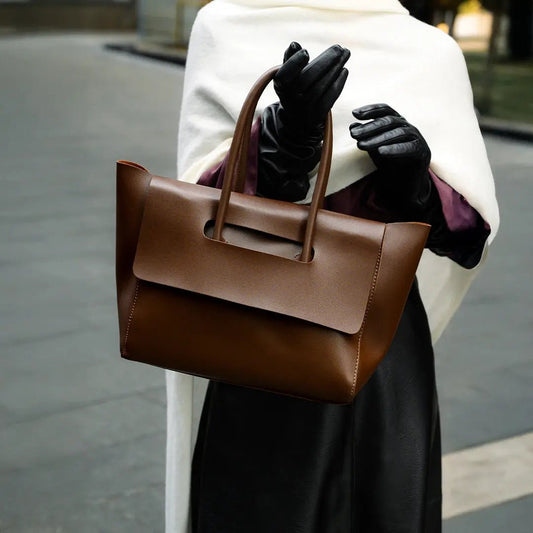 Katherine | Black Elegant Retro Tote – Timeless & Chic