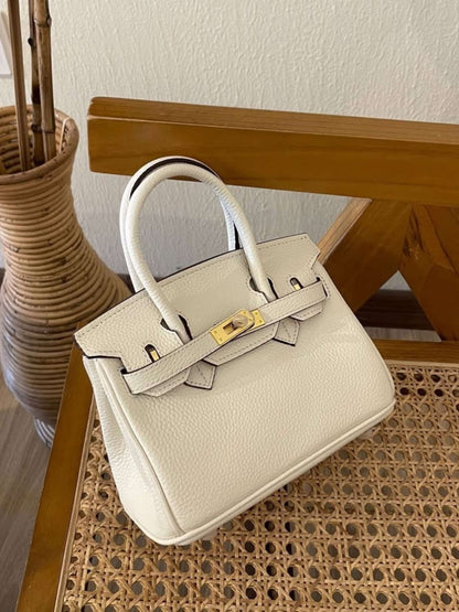Stella Iconic Leather Handbag – Timeless, Structured & Luxurious