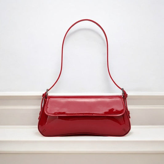 Lina | Glossy Vegan Leather Shoulder Bag – Sleek Flap & Retro Baguette Shape