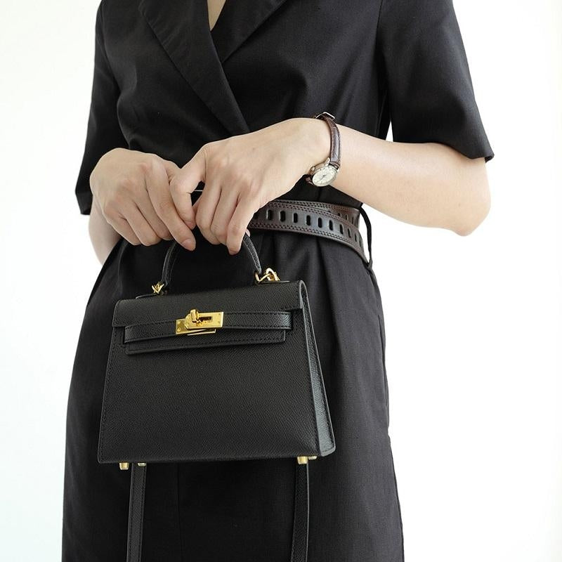 Isla | Black Structured Top-Handle Bag – Timeless & Elegant