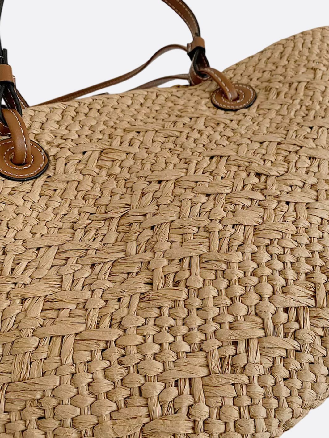 Structured Woven Tote Bag with Faux Leather Handles – Elegant Summer Shopper
