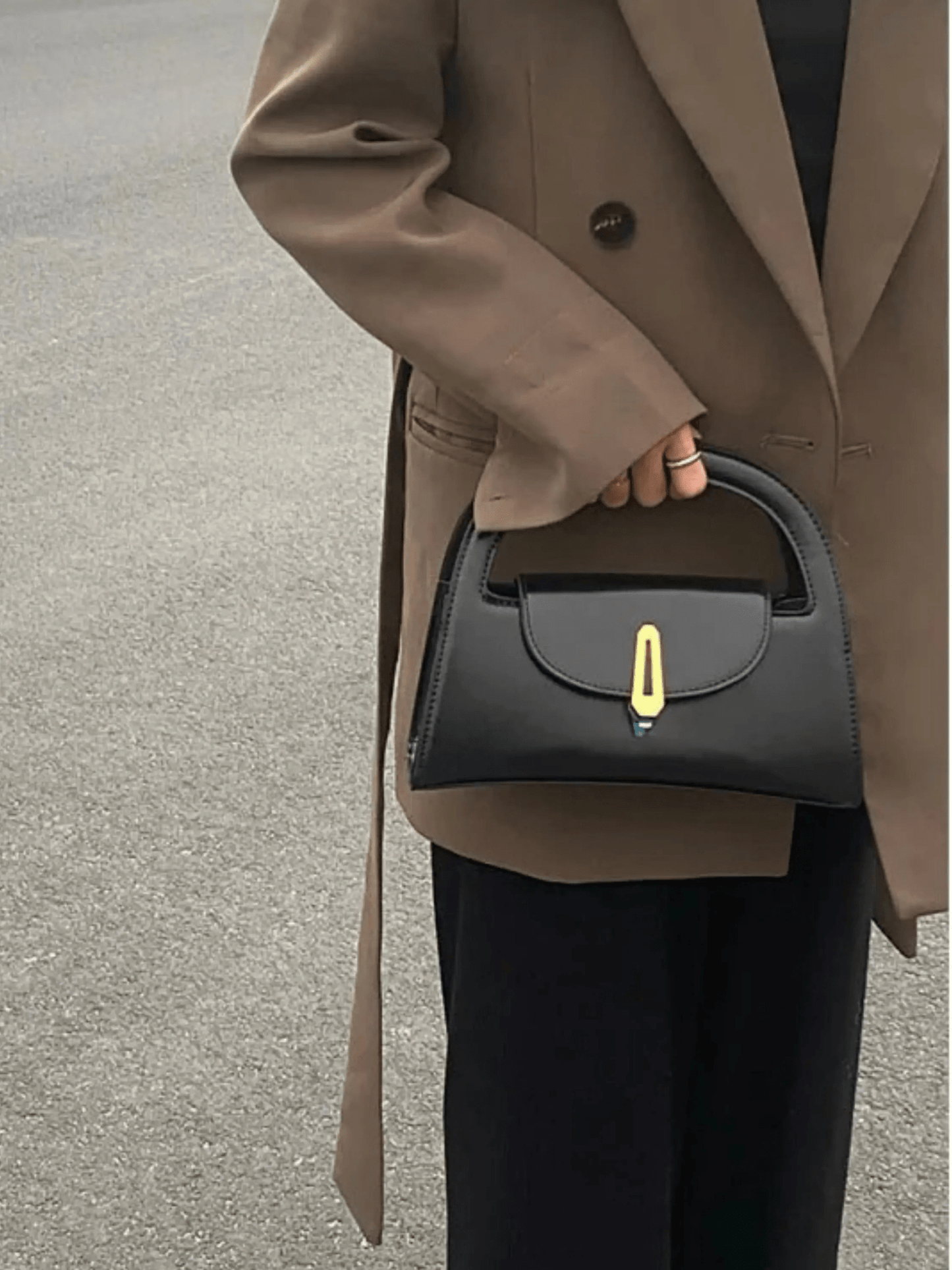 Solvienne | Black Leather Mini Handbag – Chic & Timeless
