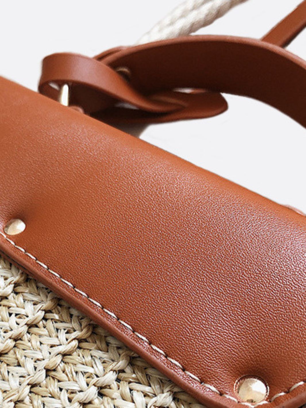 Structured Woven Handbag with Faux Leather Flap – Top Handle & Rope Strap