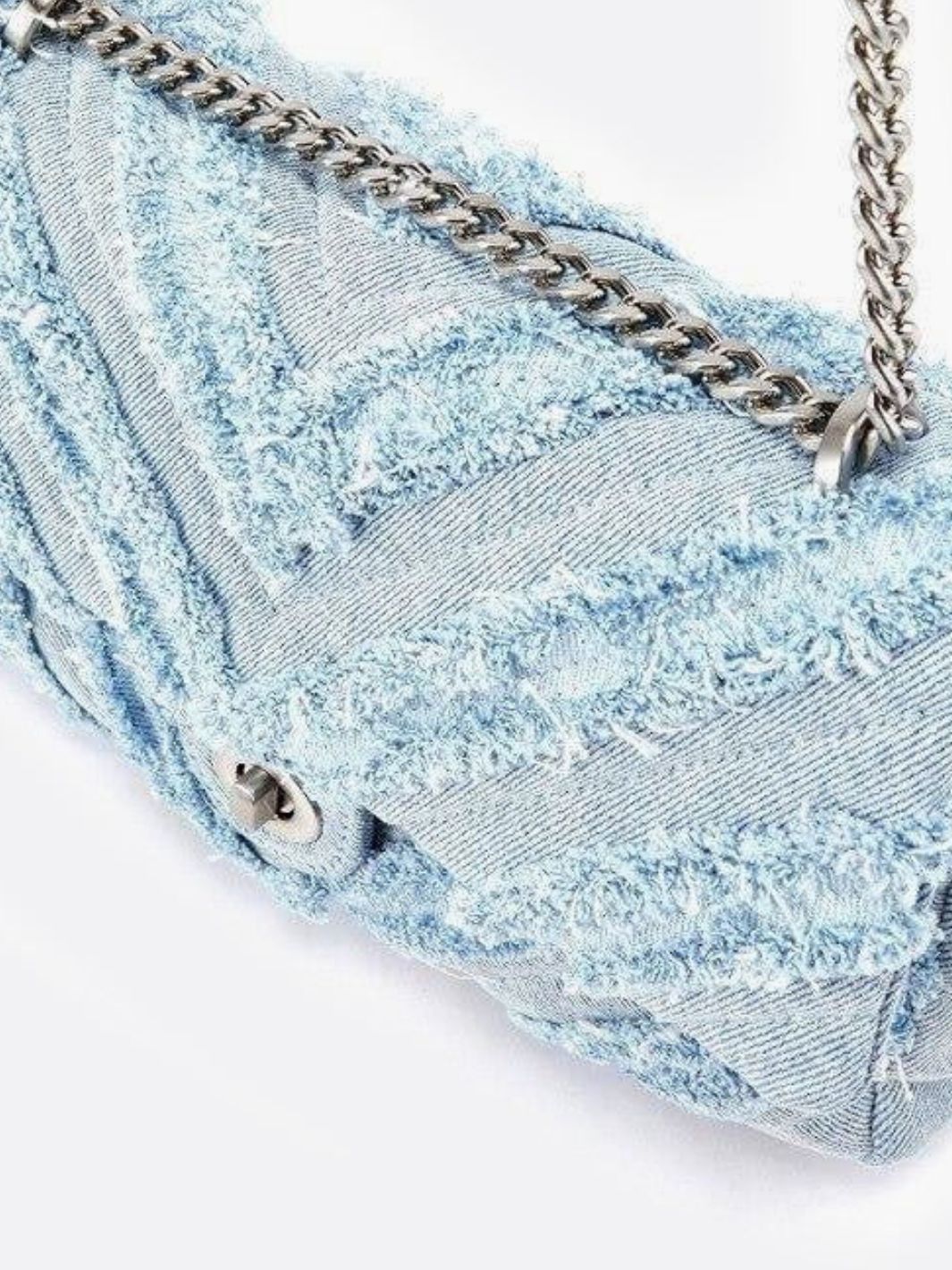 Nova Denim Chevron Crossbody – Frayed Jean Shoulder Bag with Chain Strap